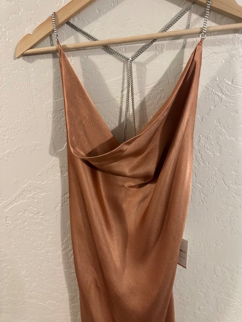 NWT Rose Gold Cowl Neck Satin Metal Chain Mini Cocktail Dress - Picture 4 of 13